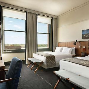 Queen Room Two Queen Beds Hearing Accessible